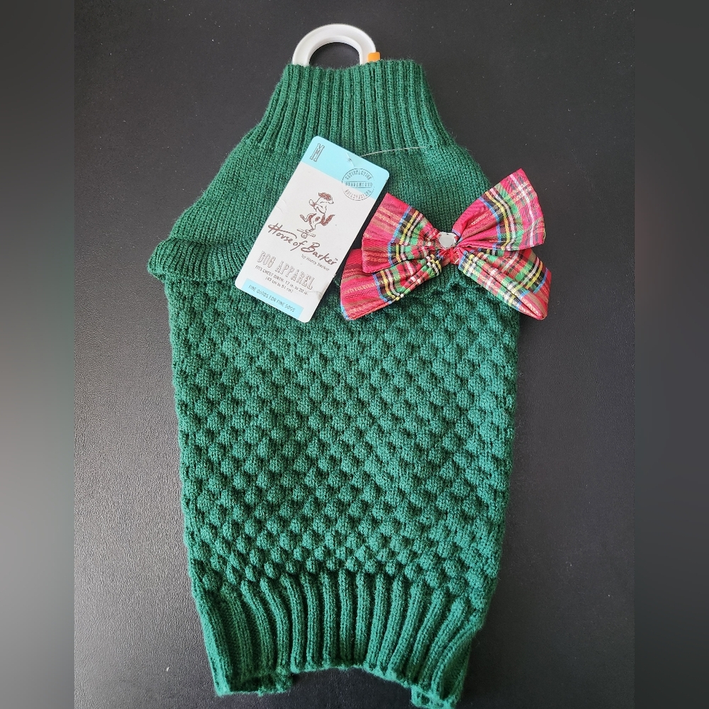 Dog House of Barker Green Sweater Sixe M